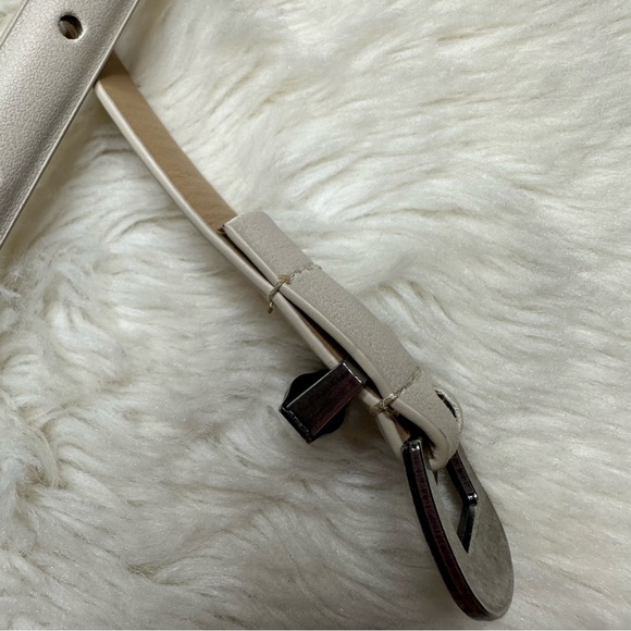 Belt Thin White - Picture 9 of 16